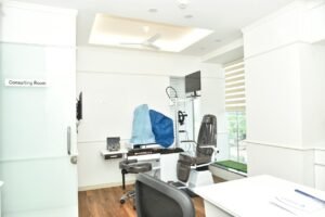 isight-eye-hospital-pal-gam-surat-ophthalmologists-s91ksrbbvi