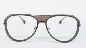 STYLISH METAL EYEWEAR